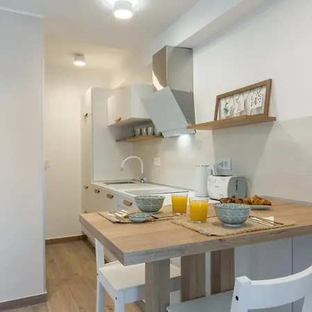 Norah With Private Parking *