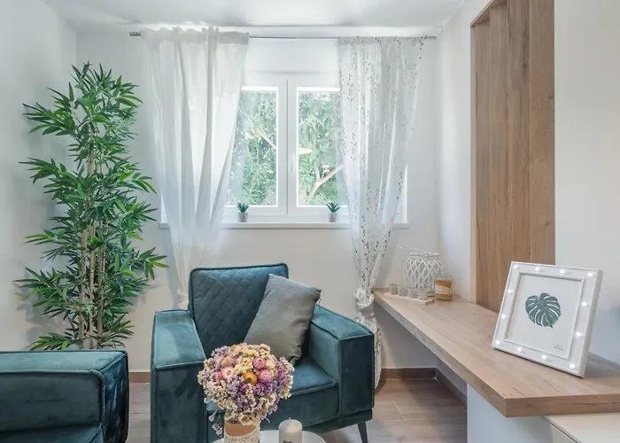 Norah With Private Parking 아파트