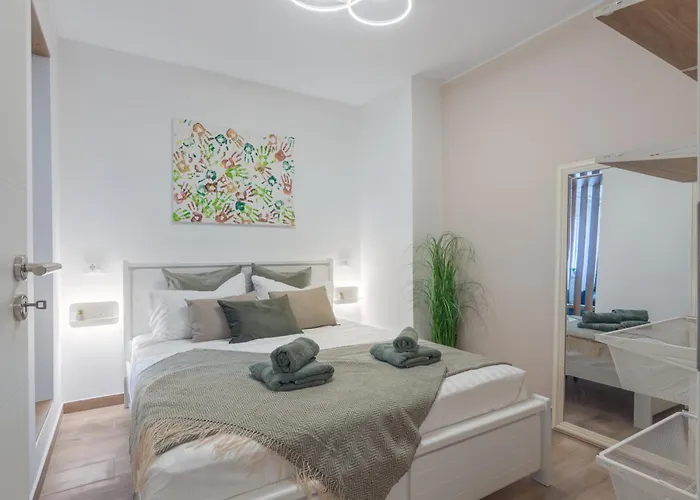 Daire Norah With Private Parking *